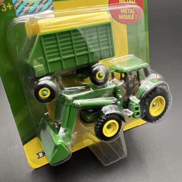 ERTL John Deere Tractor Loader with Wagon New 37541 -Tomy - Picture 7 of 11
